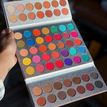 Carregar imagem no visualizador da galeria, Paleta de sombras GORGEOUS ME®
